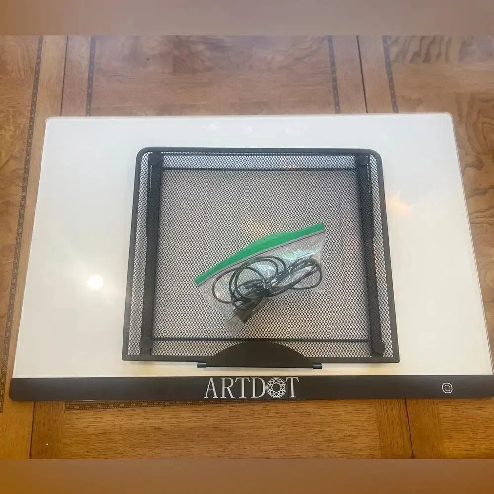 ArtDot Light Board like new out of box!